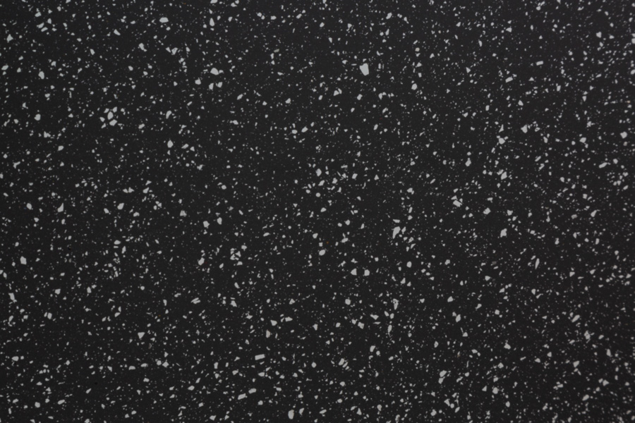 /UQ_temp/images/B_range/Platinum-black-detail