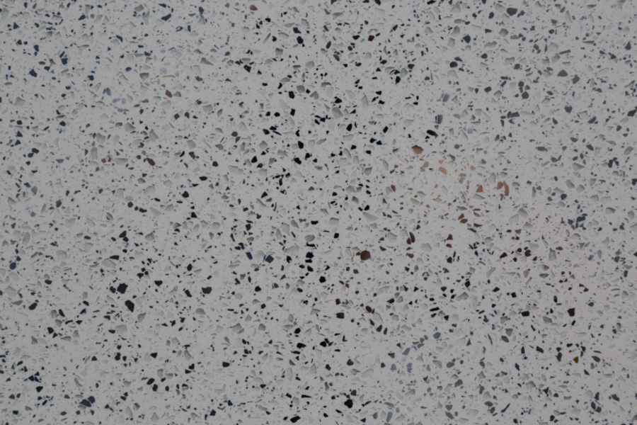 /UQ_temp/images/B_range/Platinum-white-detail